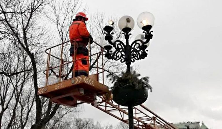 На ремонті будівель КП “Київміськсвітло” зникло понад мільйон гривень