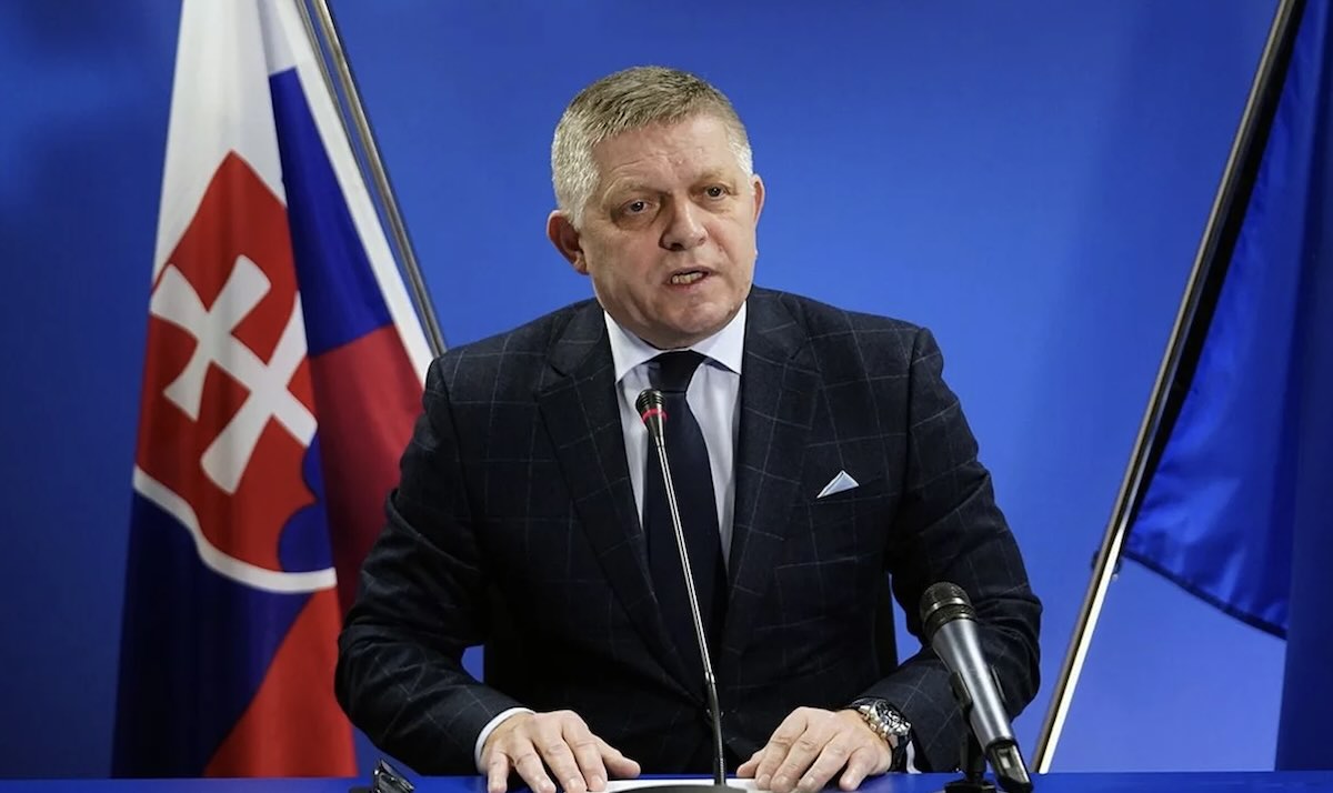 Естонія закрила небо для Фіцо на політ до Москви